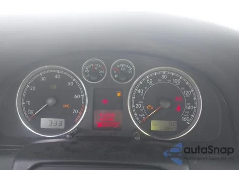 2004 Volkswagen Passat Gl from USA, damaged, VIN WVWMD63B14P147253